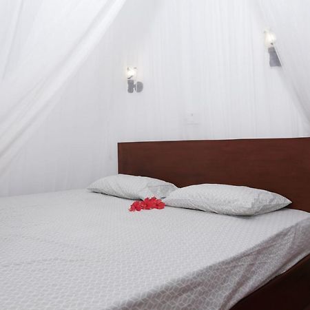 Bed and Breakfast Vivid Lanka Bentota Exterior foto