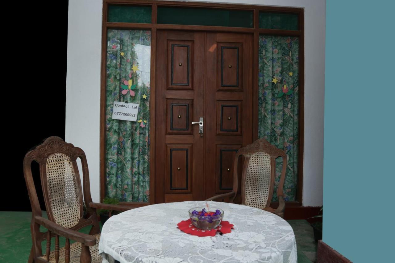 Bed and Breakfast Vivid Lanka Bentota Exterior foto