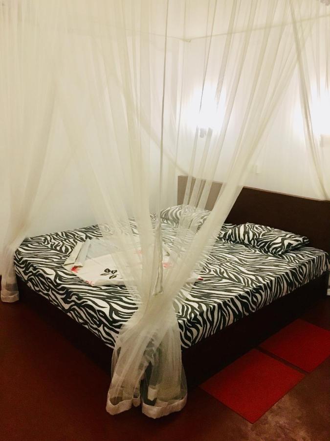 Bed and Breakfast Vivid Lanka Bentota Exterior foto
