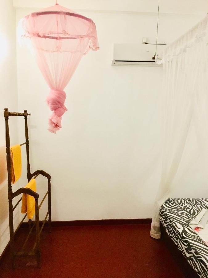 Bed and Breakfast Vivid Lanka Bentota Exterior foto